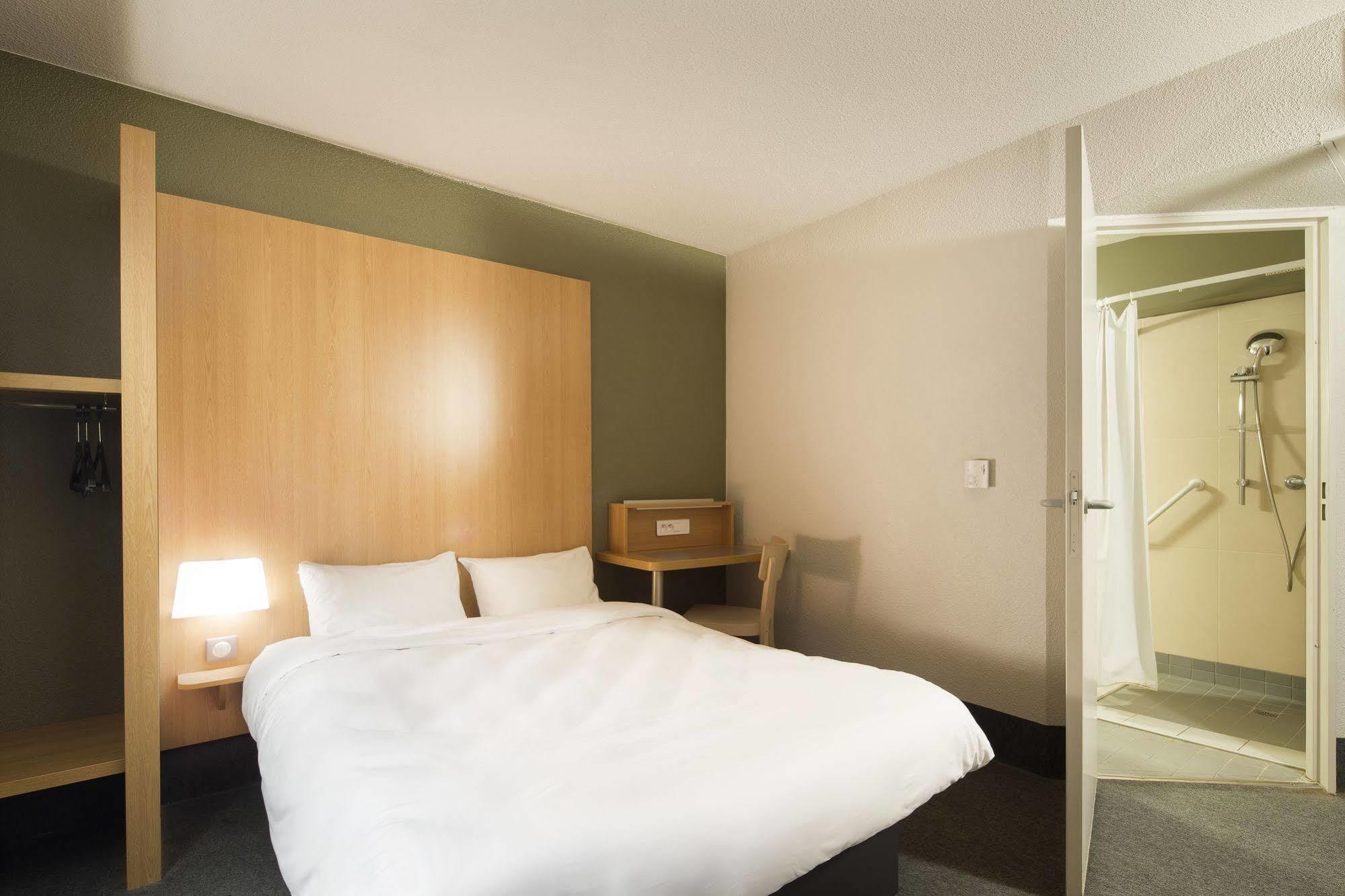 Linas B&B Hotel Montlhery מראה חיצוני תמונה