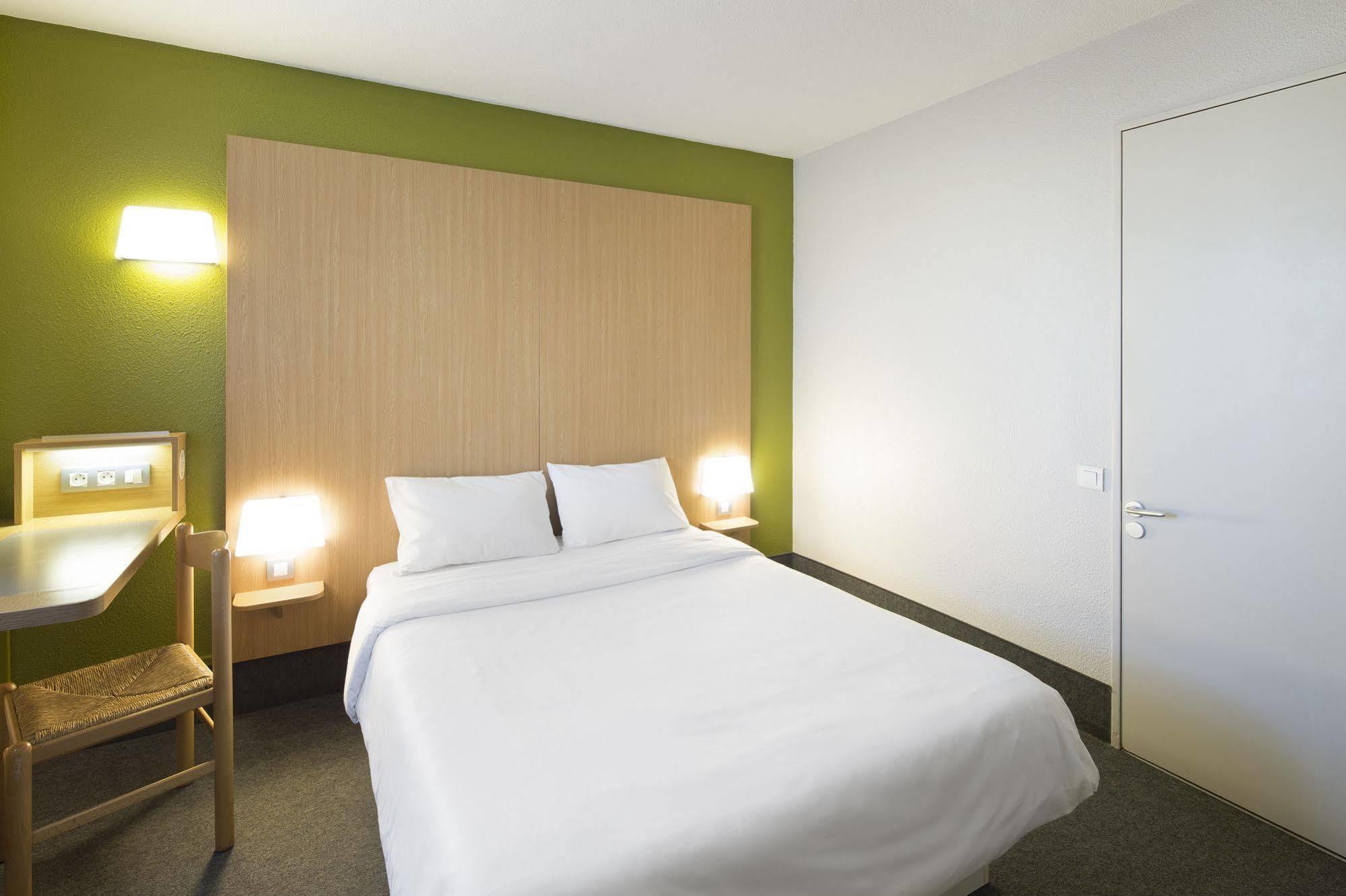 Linas B&B Hotel Montlhery מראה חיצוני תמונה